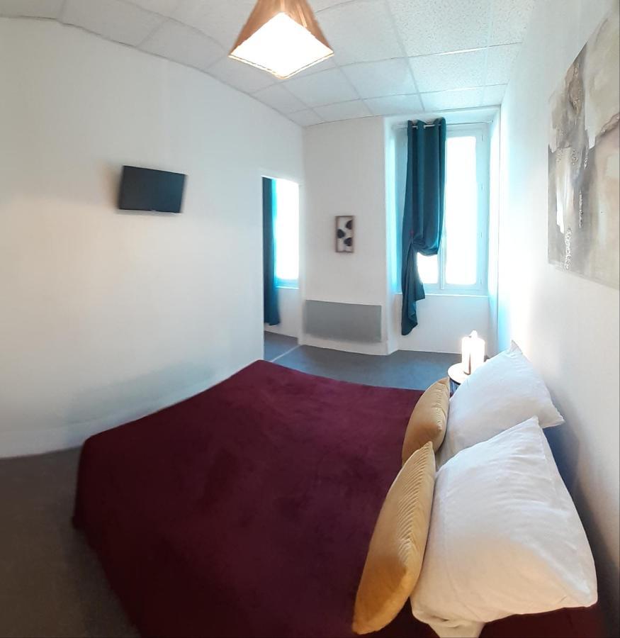 Rose Des Alpes Bed & Breakfast แซร์ ภายนอก รูปภาพ